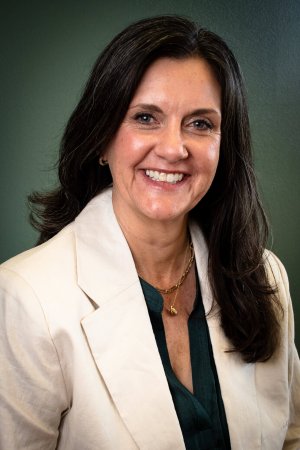 SCIC Headshots Jen_3